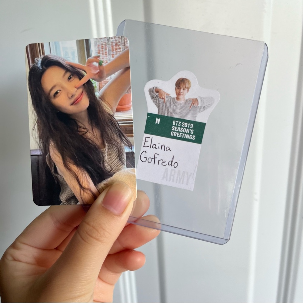 Joy Hello Photocard!